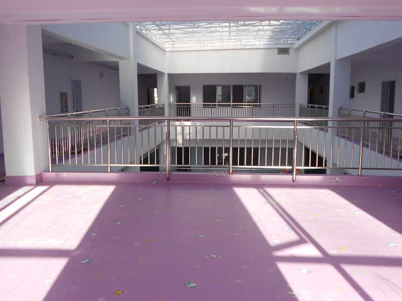 甘肅敦煌陽(yáng)光劍橋幼兒園地板 甘肅敦煌陽(yáng)光劍橋幼兒園地板