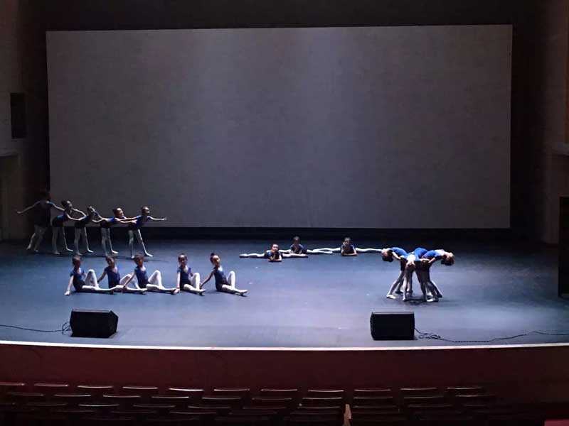 北京第一實驗小學(xué)舞臺演出 北京第一實驗小學(xué)舞臺地板